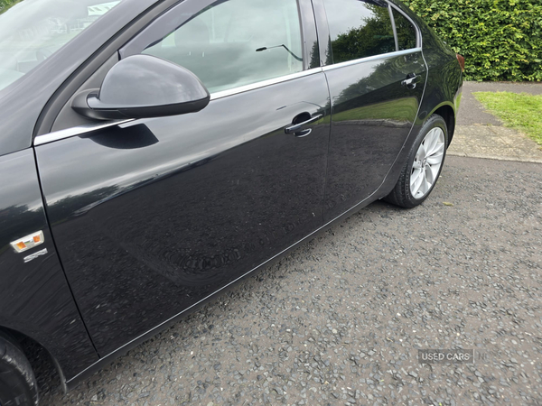 Vauxhall Insignia DIESEL HATCHBACK in Down