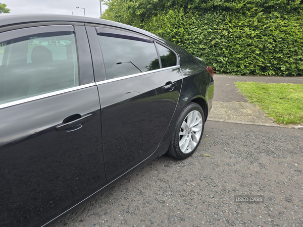 Vauxhall Insignia DIESEL HATCHBACK in Down