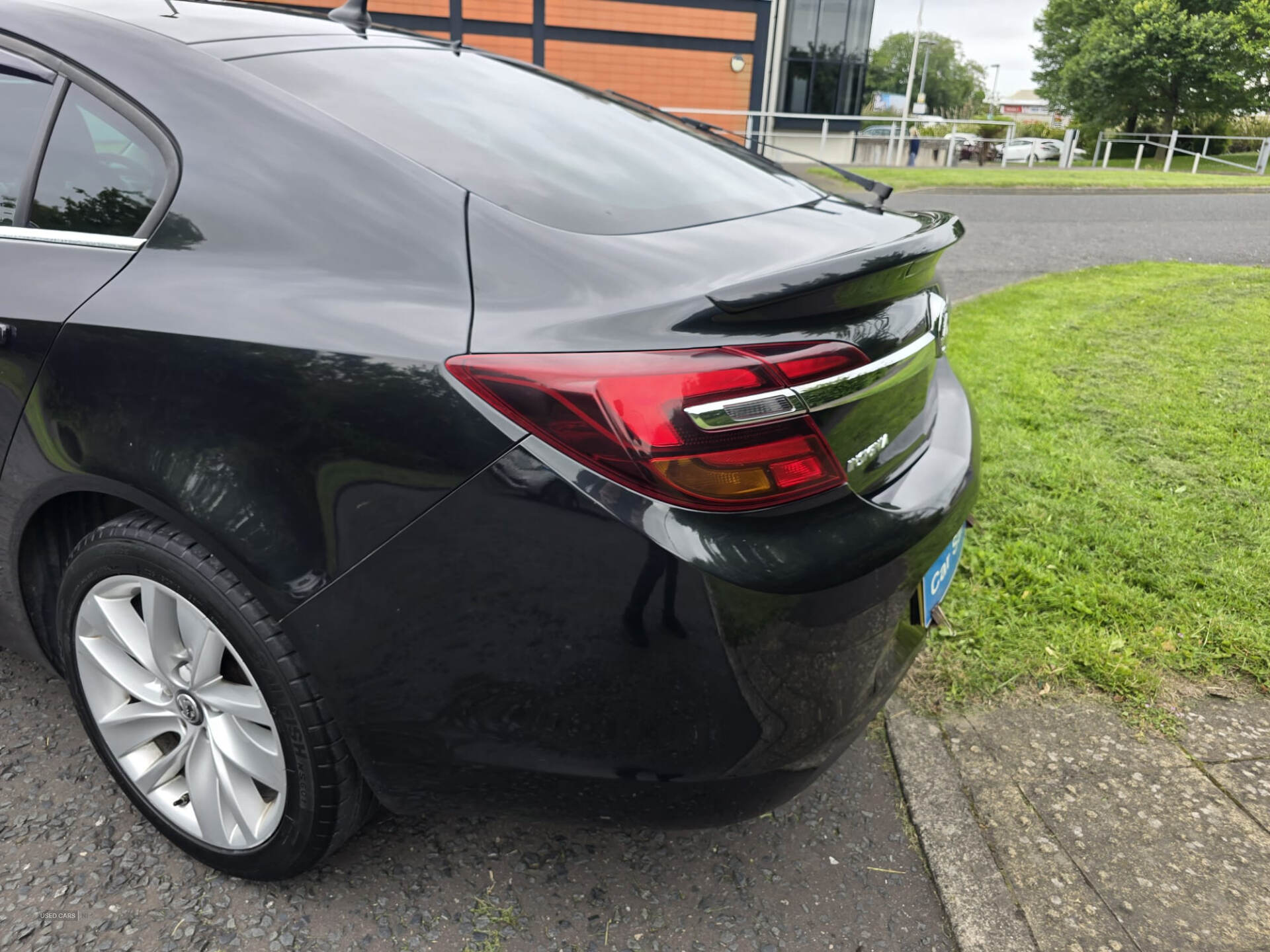 Vauxhall Insignia DIESEL HATCHBACK in Down