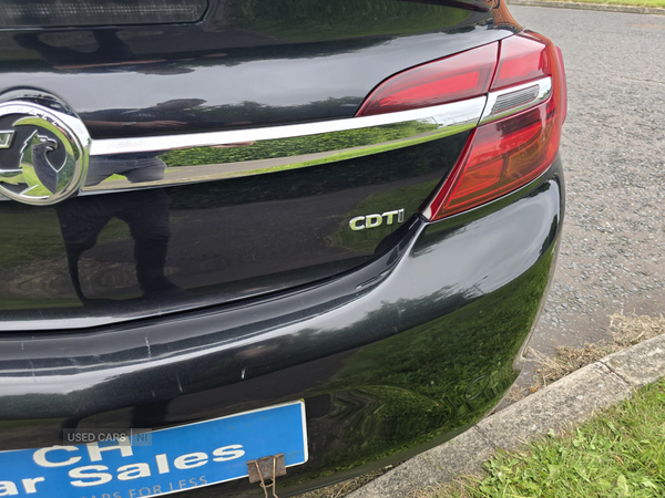 Vauxhall Insignia DIESEL HATCHBACK in Down