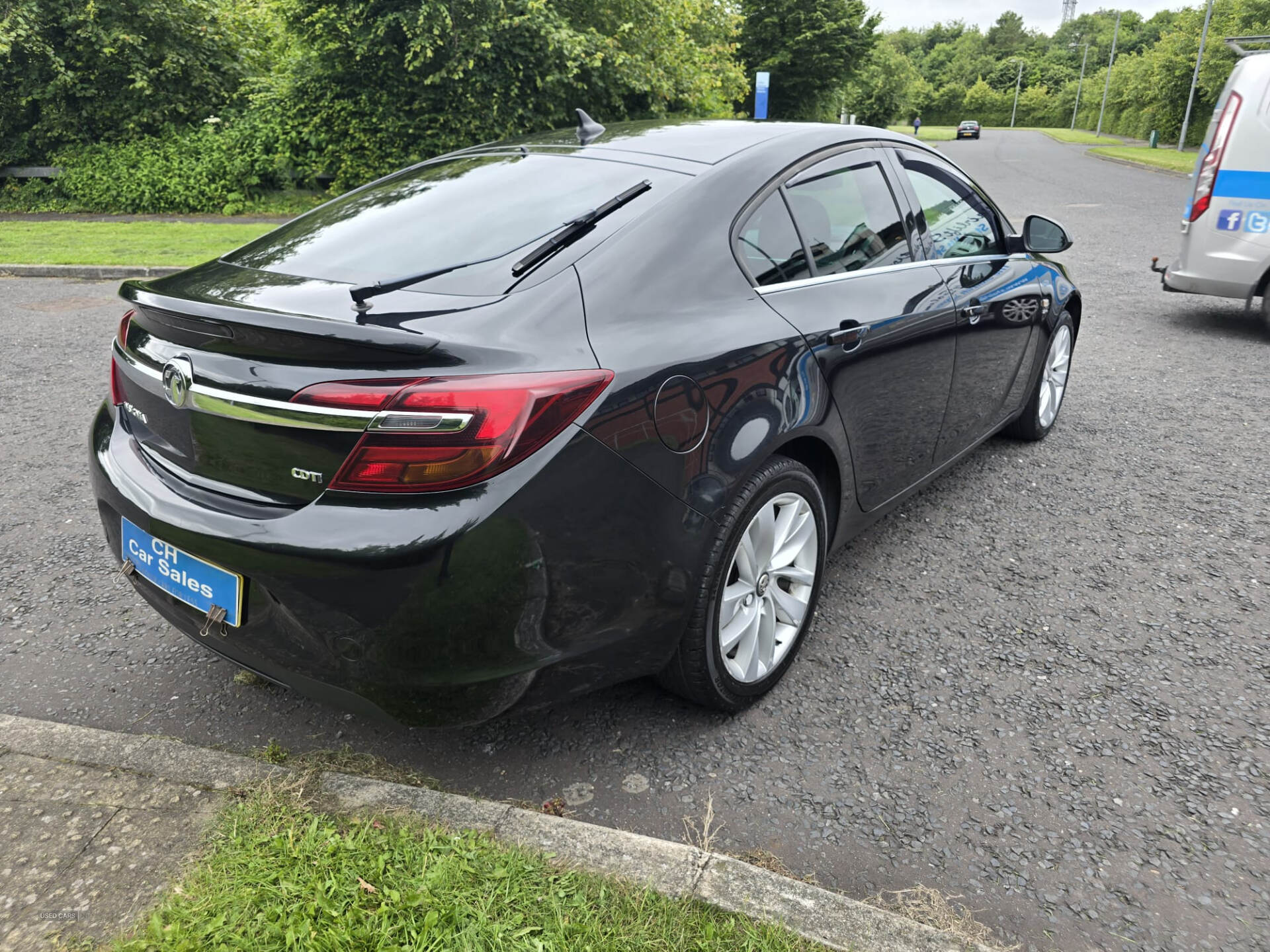 Vauxhall Insignia DIESEL HATCHBACK in Down