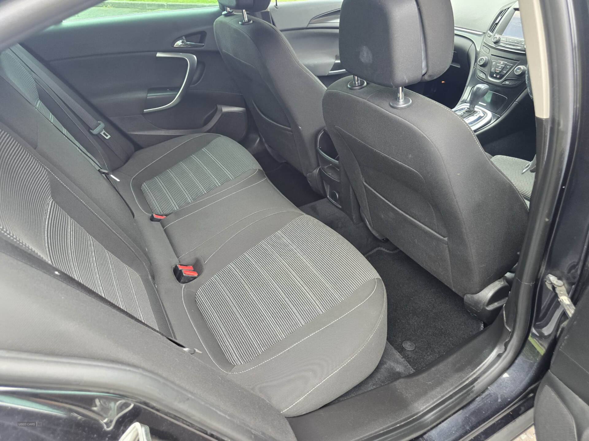 Vauxhall Insignia DIESEL HATCHBACK in Down
