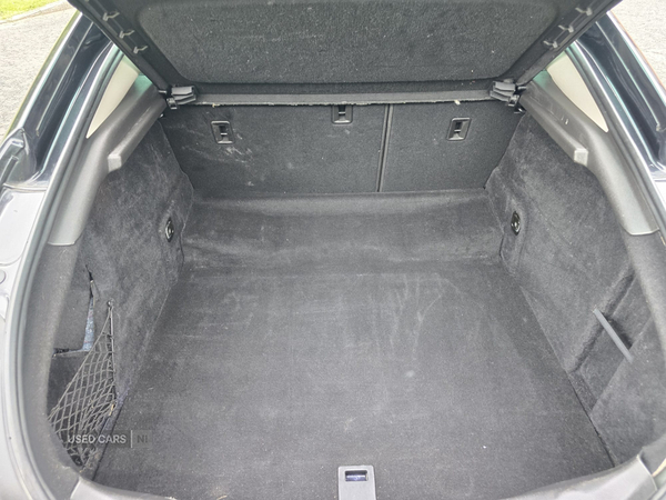 Vauxhall Insignia DIESEL HATCHBACK in Down