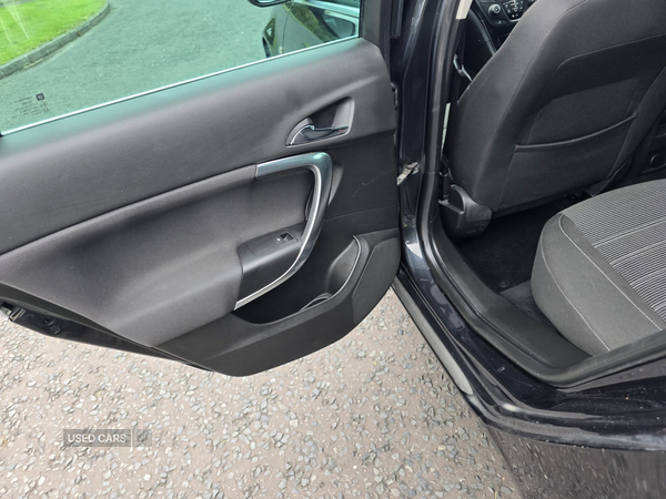 Vauxhall Insignia DIESEL HATCHBACK in Down