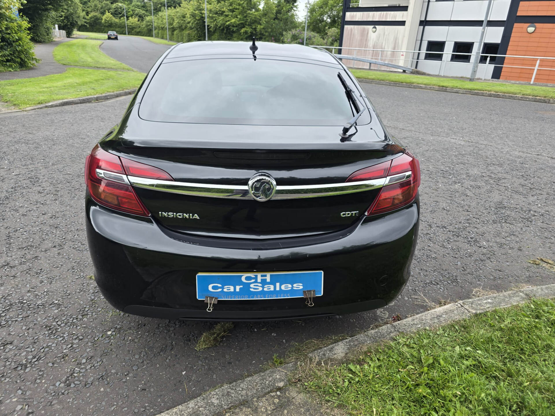 Vauxhall Insignia DIESEL HATCHBACK in Down