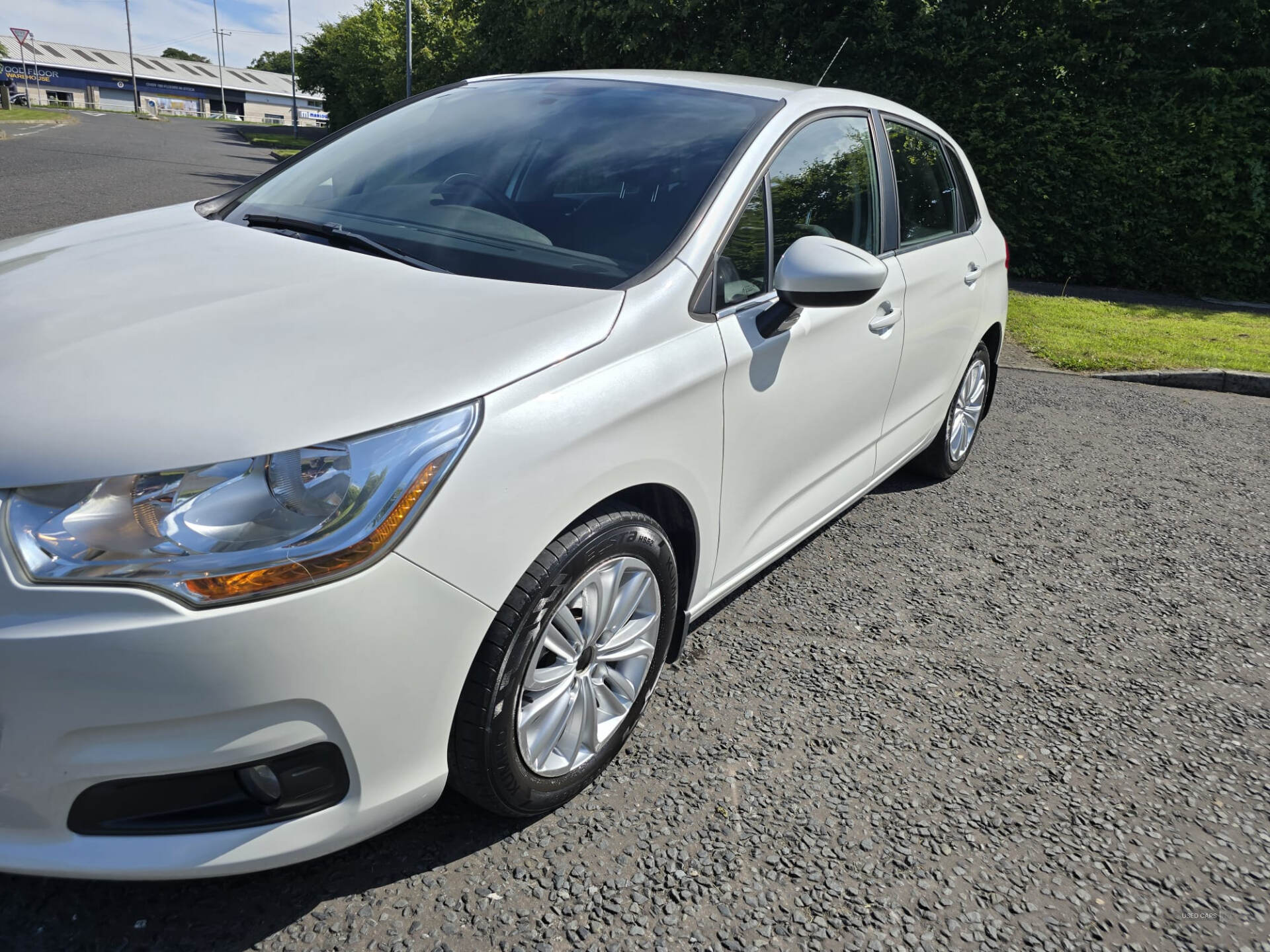 Citroen C4 HATCHBACK in Down