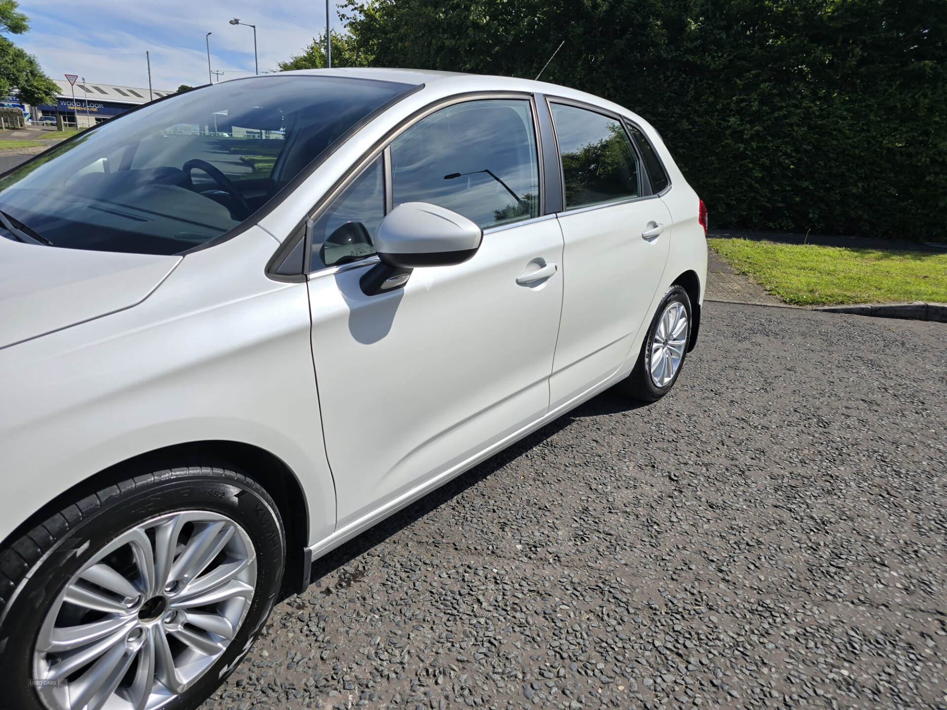 Citroen C4 HATCHBACK in Down