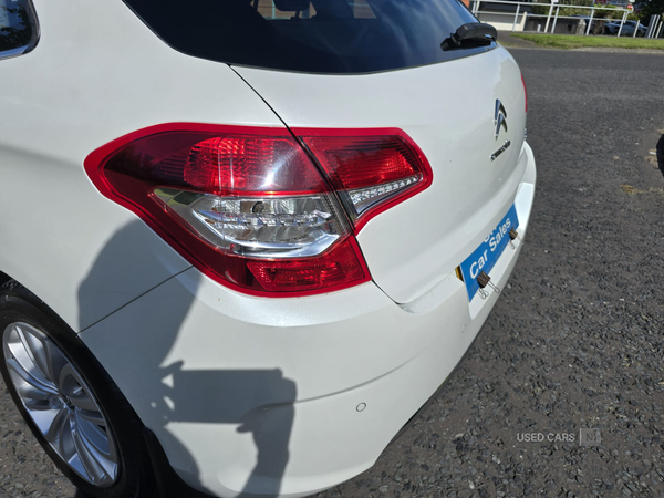 Citroen C4 HATCHBACK in Down