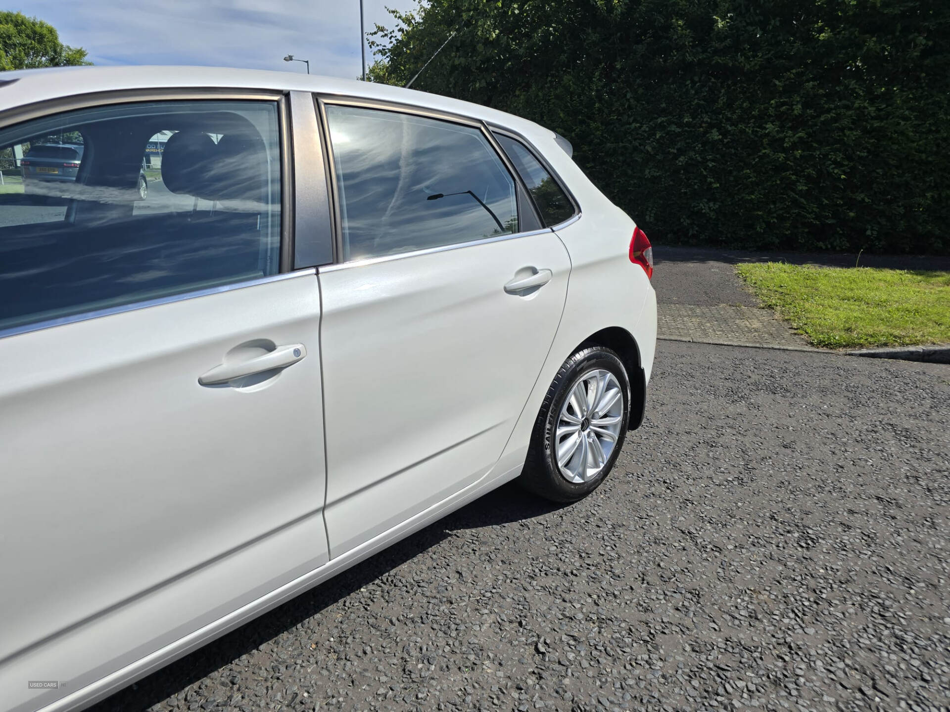 Citroen C4 HATCHBACK in Down