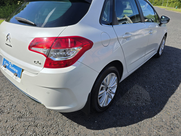 Citroen C4 HATCHBACK in Down