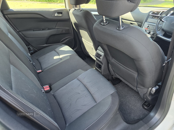 Citroen C4 HATCHBACK in Down