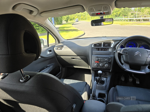 Citroen C4 HATCHBACK in Down