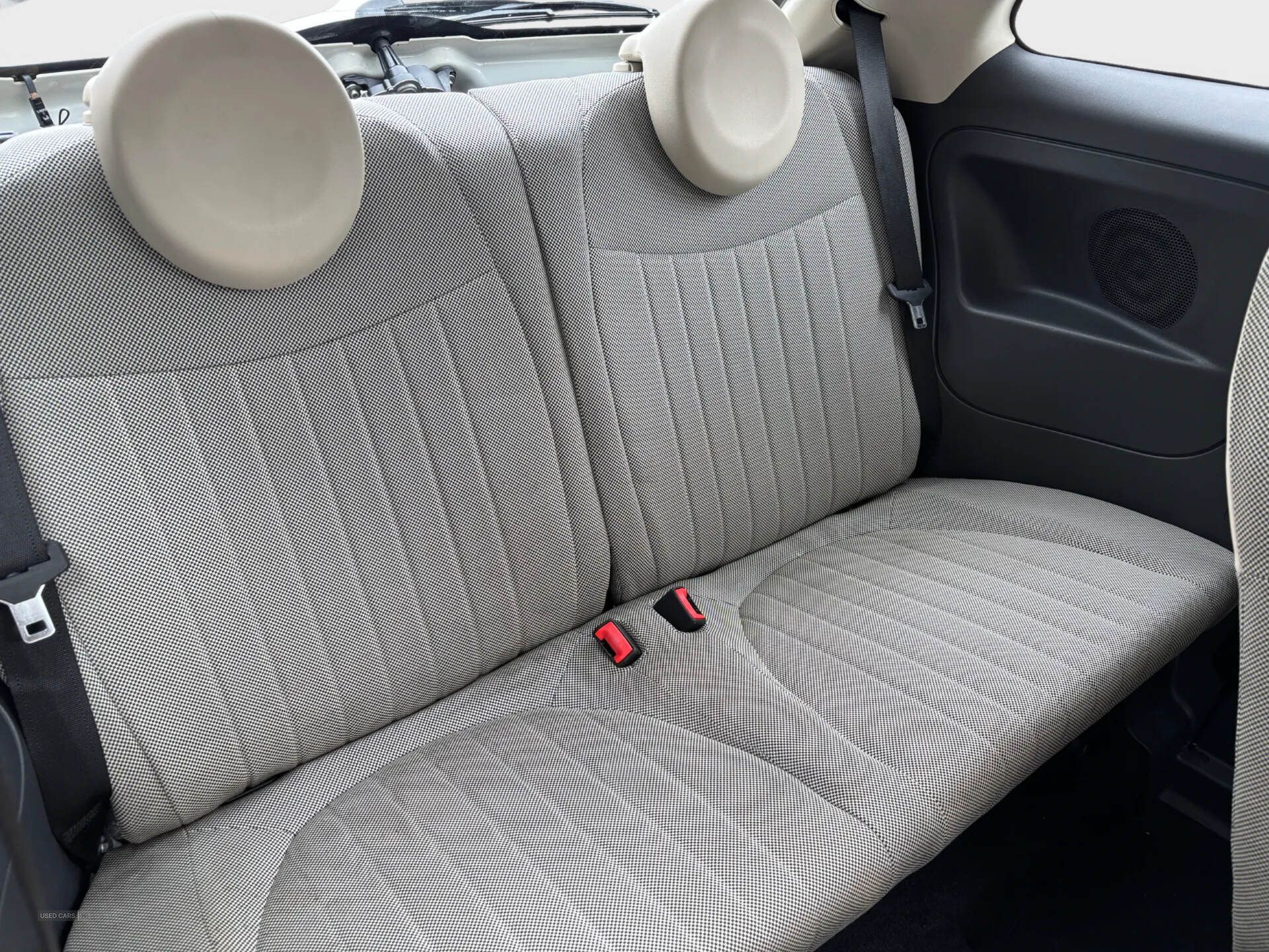 Fiat 500 HATCHBACK in Down