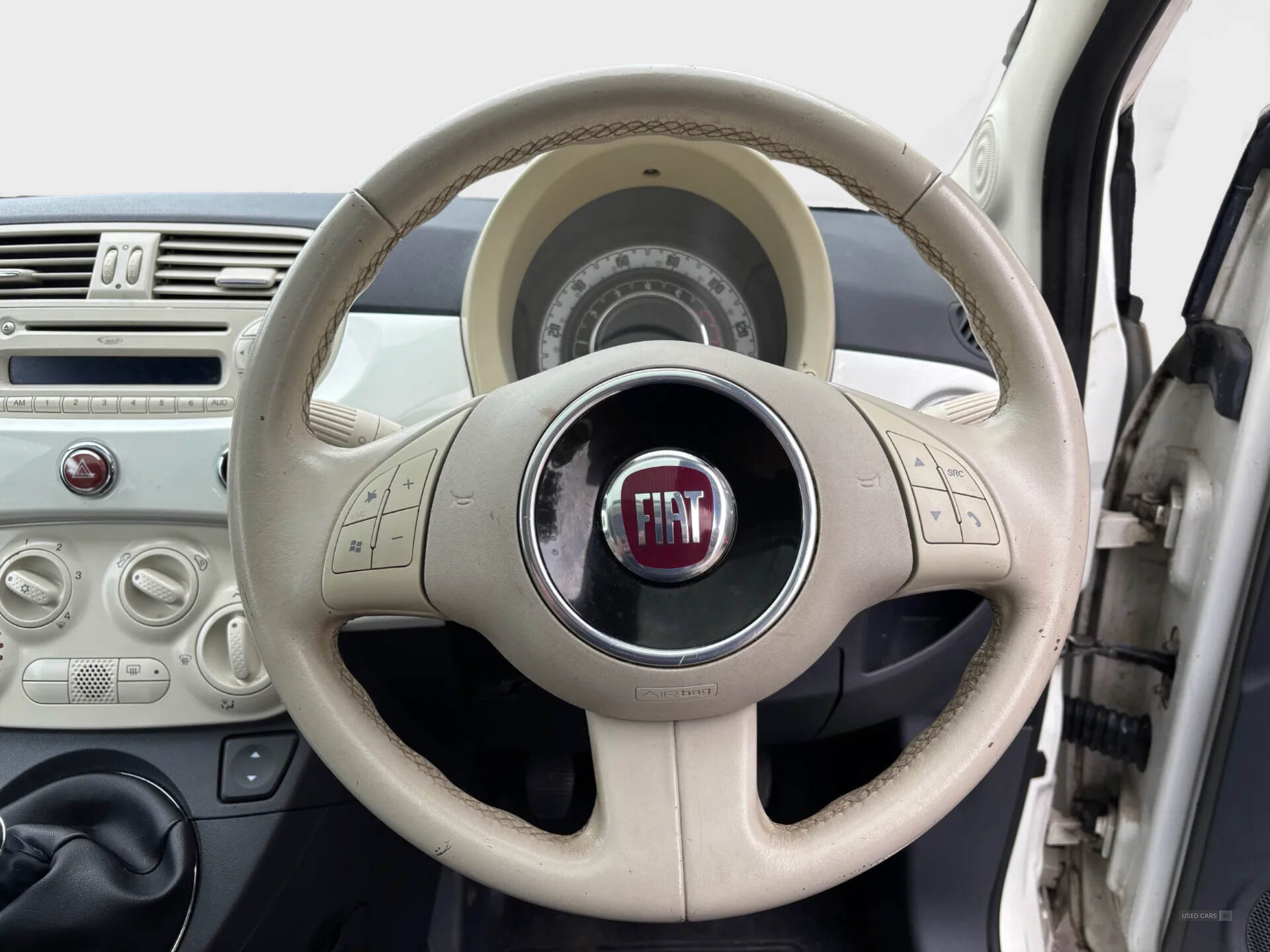 Fiat 500 HATCHBACK in Down