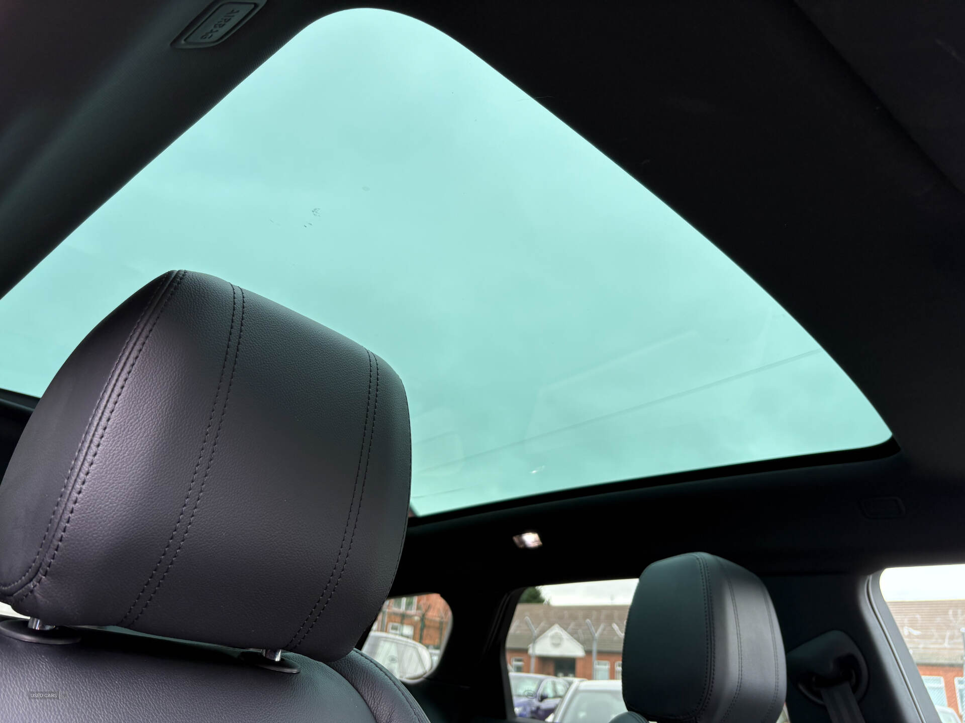 Land Rover Range Rover Evoque DIESEL HATCHBACK in Down