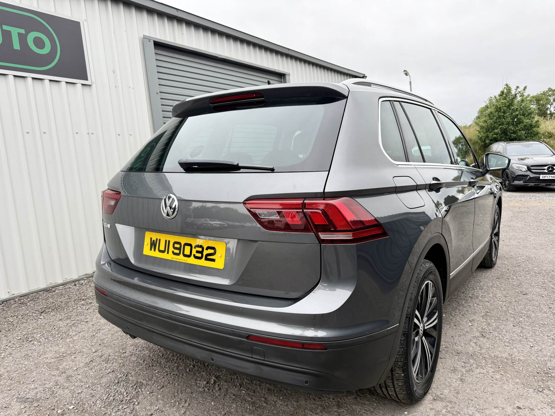 Volkswagen Tiguan DIESEL ESTATE in Down