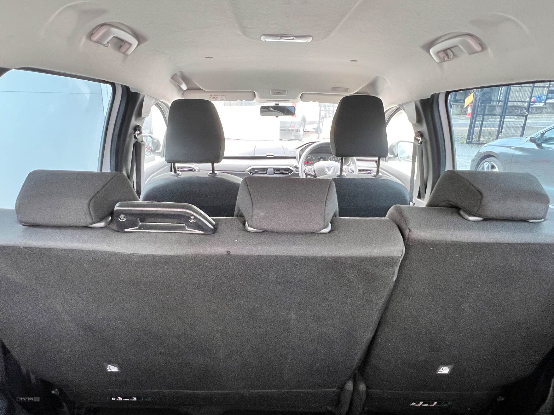 Car Thumbnail 21