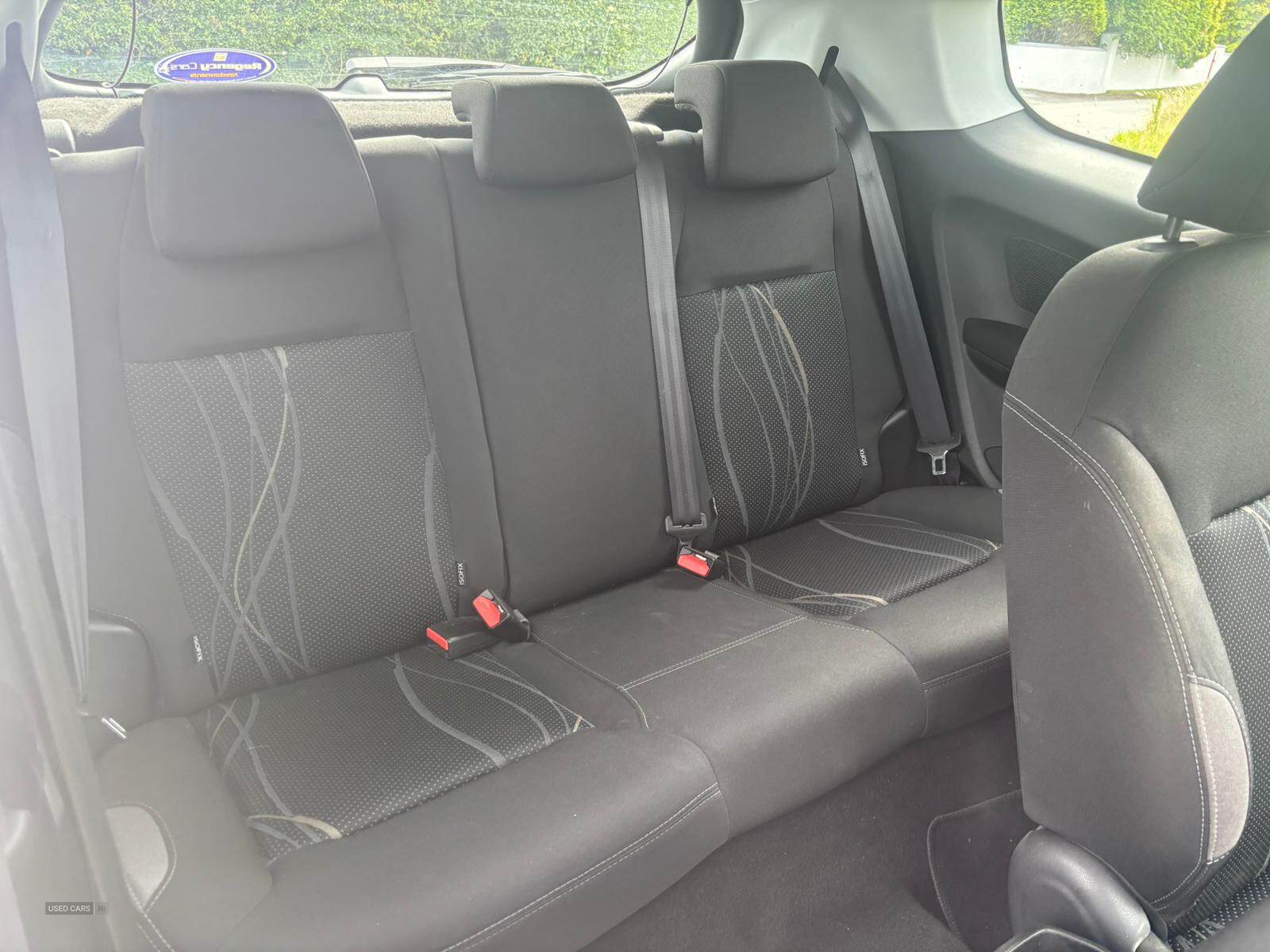 Peugeot 208 HATCHBACK in Down