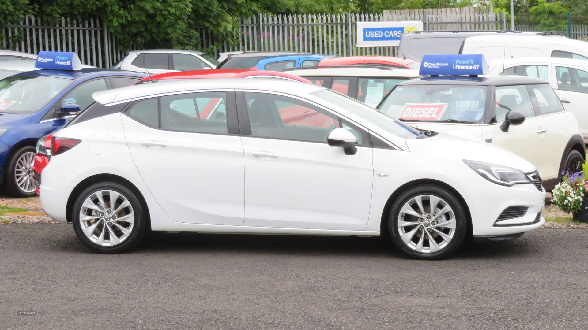 Vauxhall Astra HATCHBACK SPECIAL EDS in Derry / Londonderry