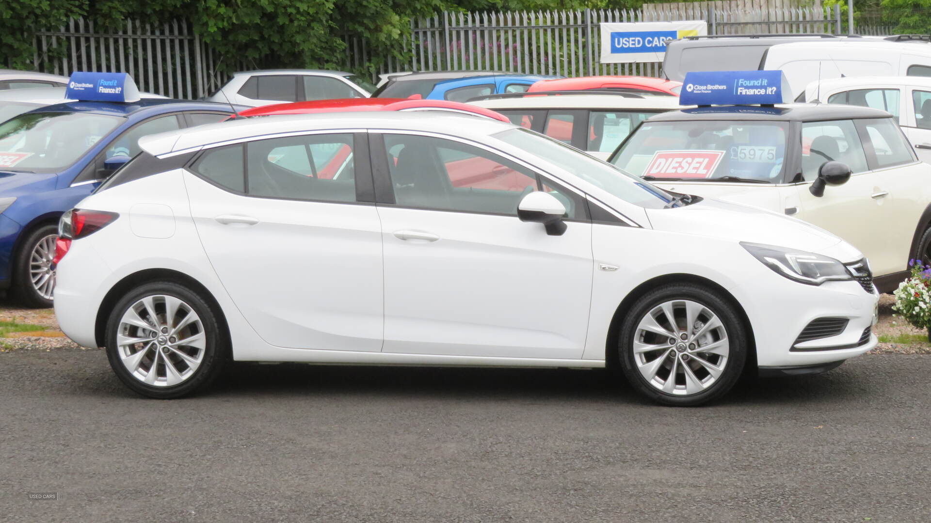 Vauxhall Astra HATCHBACK SPECIAL EDS in Derry / Londonderry