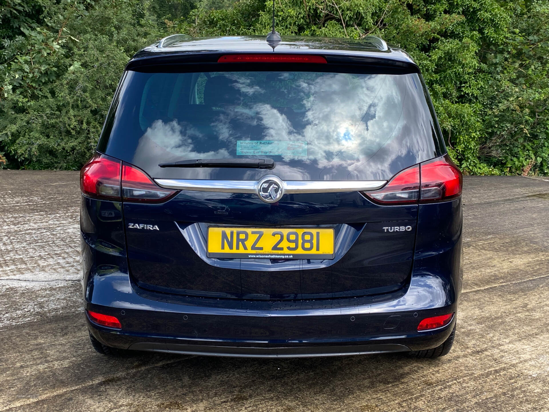 Car Thumbnail 6