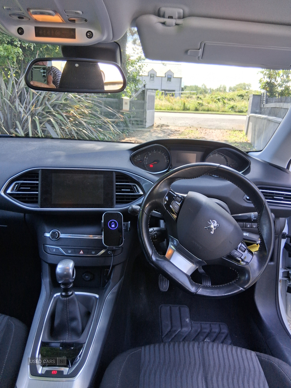 Peugeot 308 DIESEL SW ESTATE in Down