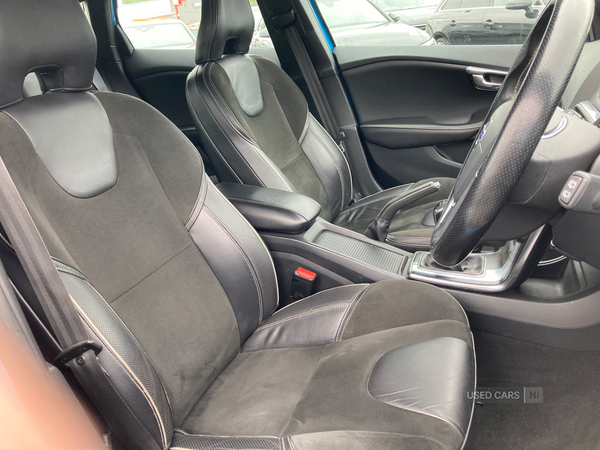 Volvo V40 DIESEL HATCHBACK in Antrim