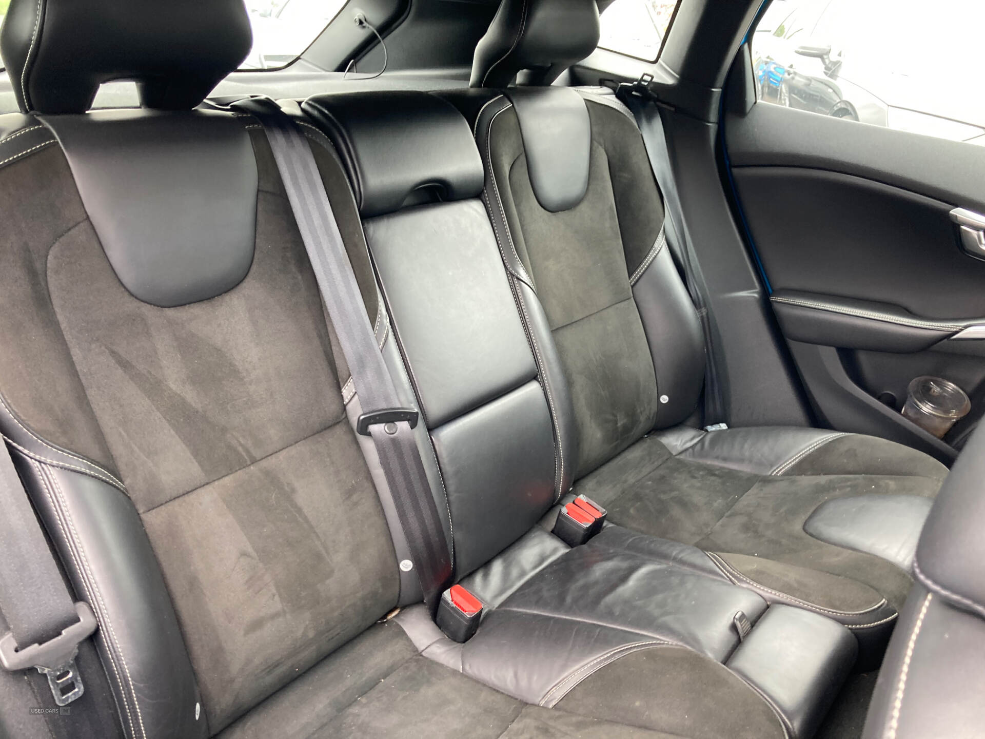 Volvo V40 DIESEL HATCHBACK in Antrim