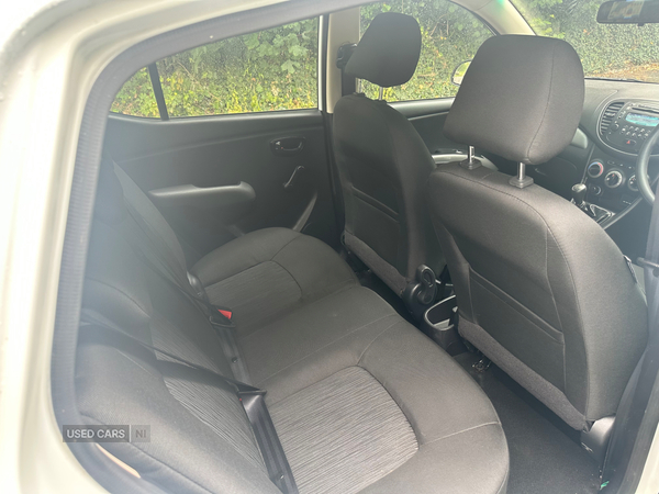 Hyundai i10 HATCHBACK in Antrim