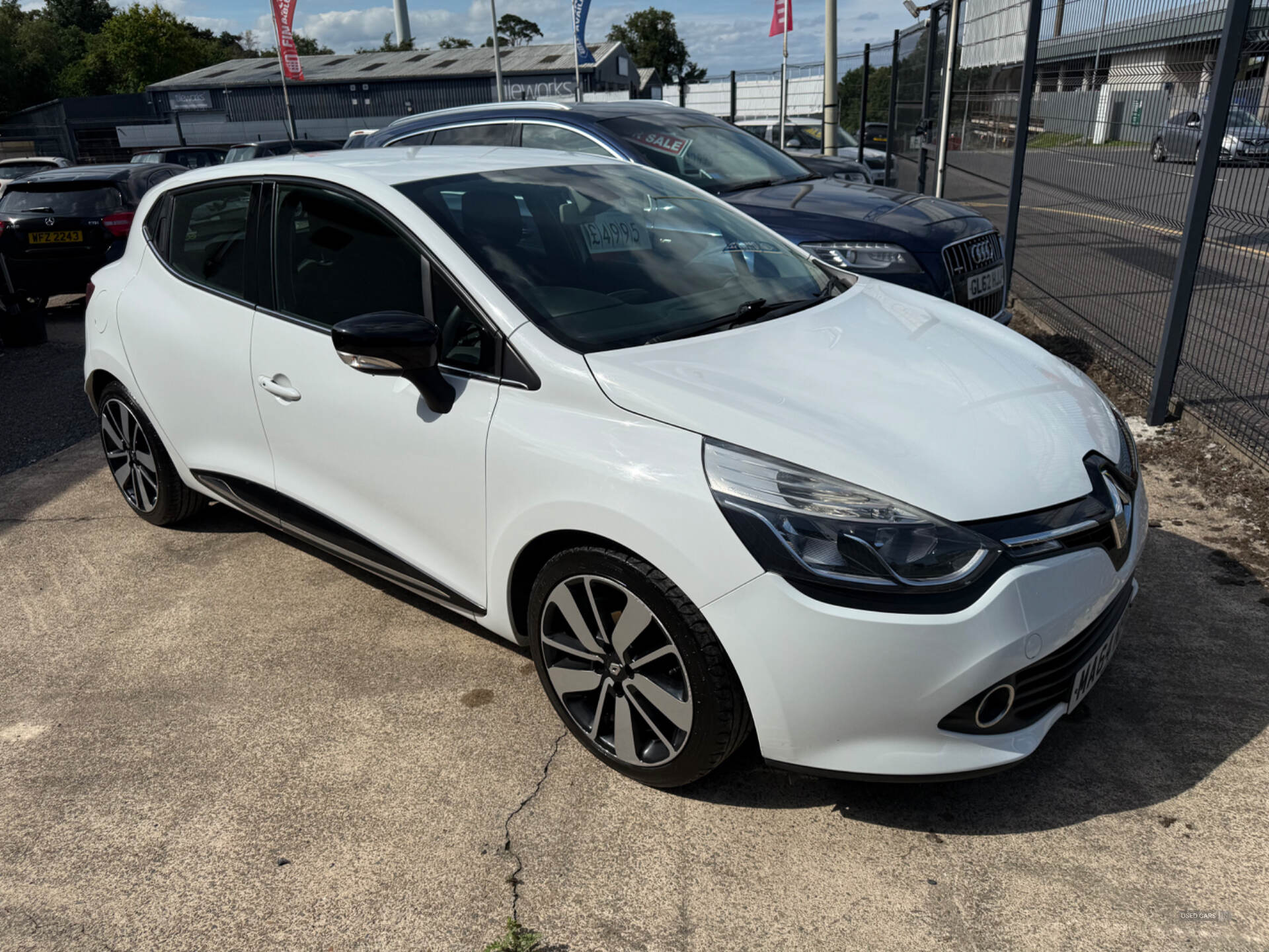 Renault Clio HATCHBACK in Down