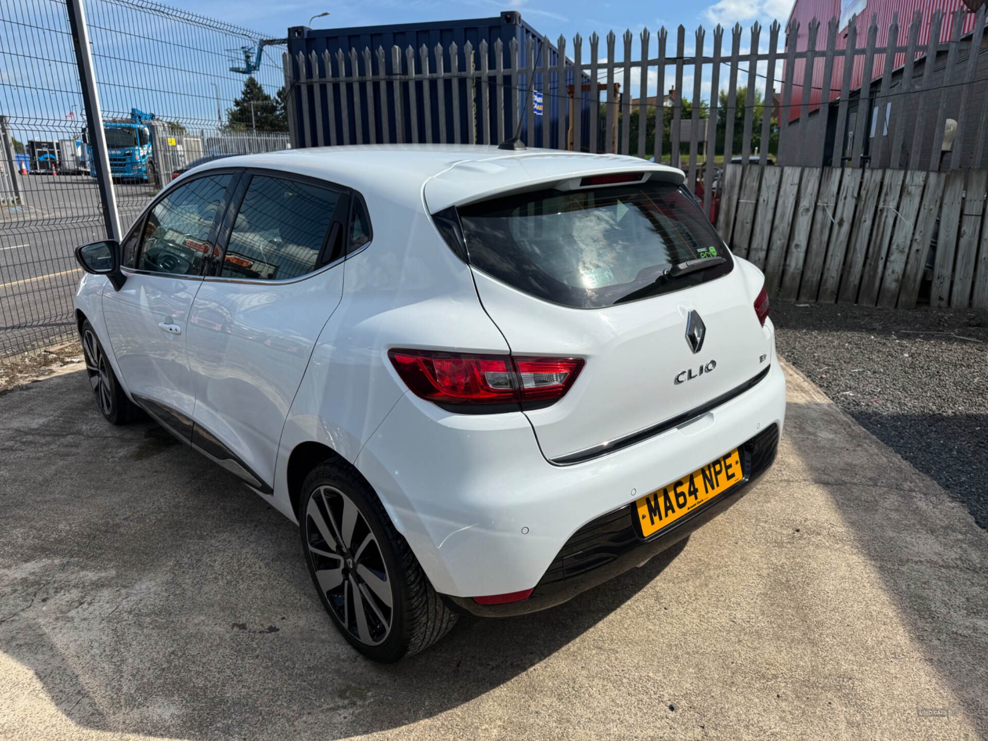 Renault Clio HATCHBACK in Down