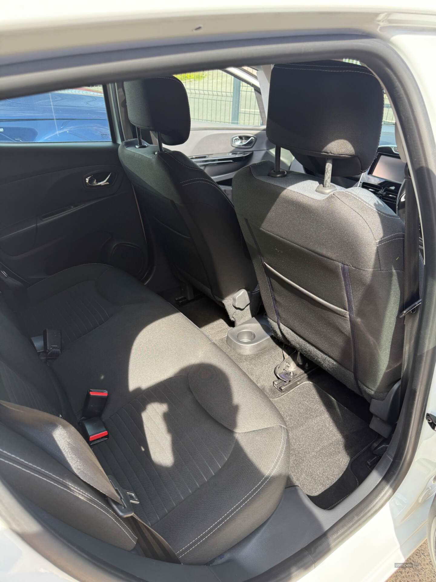 Renault Clio HATCHBACK in Down