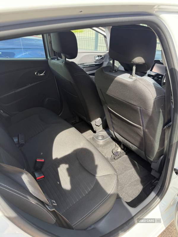 Renault Clio HATCHBACK in Down