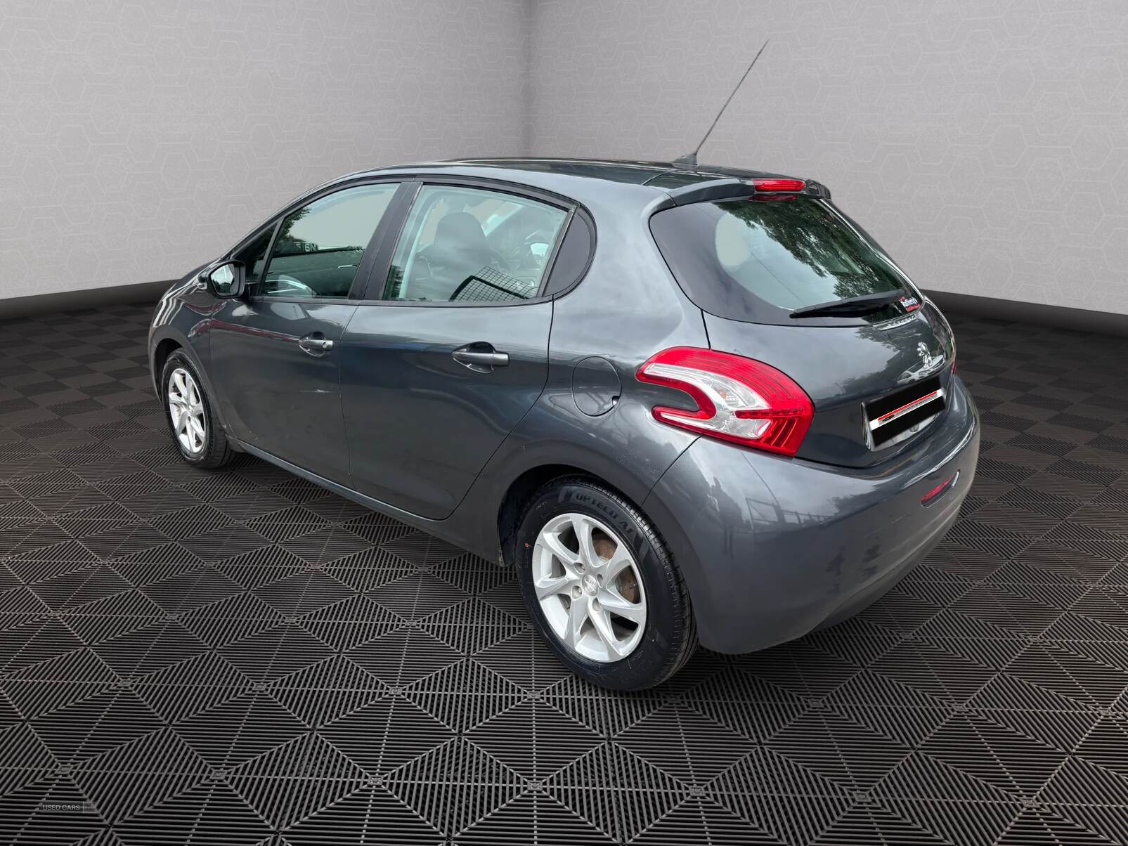 Peugeot 208 DIESEL HATCHBACK in Down