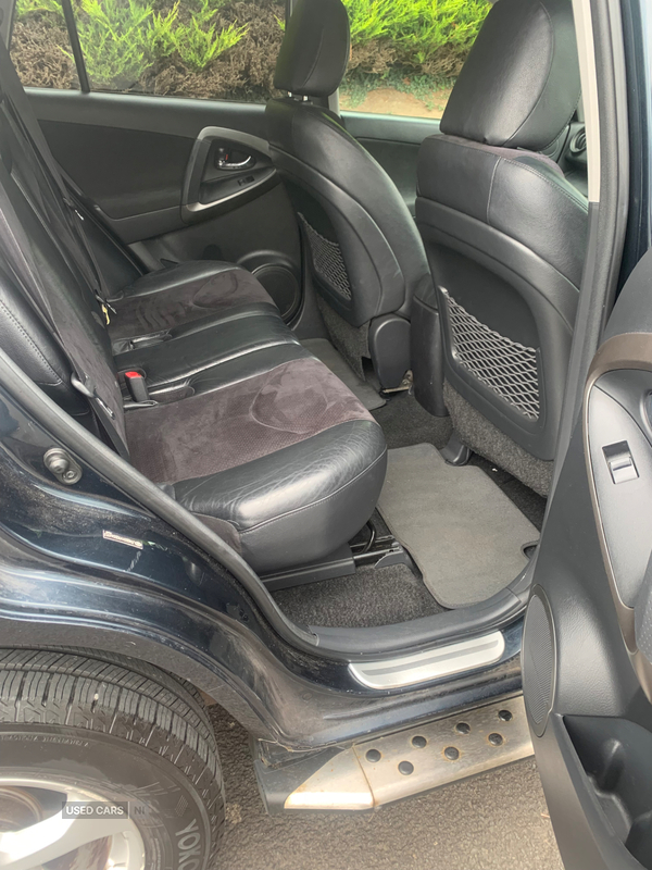 Toyota RAV4 DIESEL ESTATE in Down