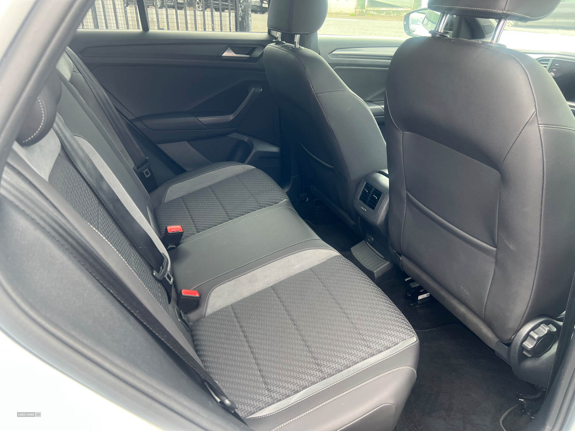 Volkswagen T-Roc DIESEL HATCHBACK in Antrim