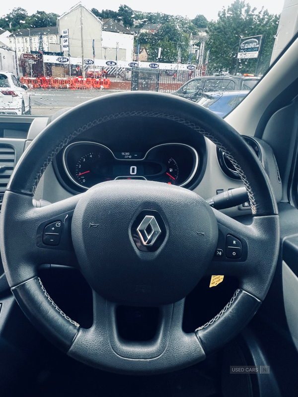 Renault Trafic SWB DIESEL in Down