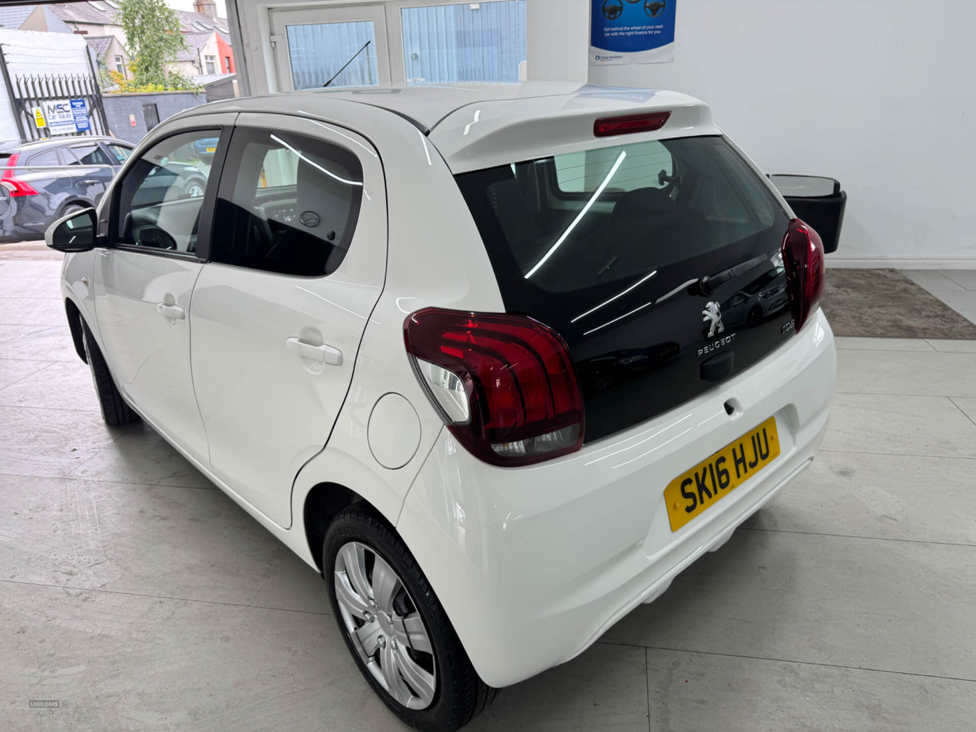 Peugeot 108 HATCHBACK in Down