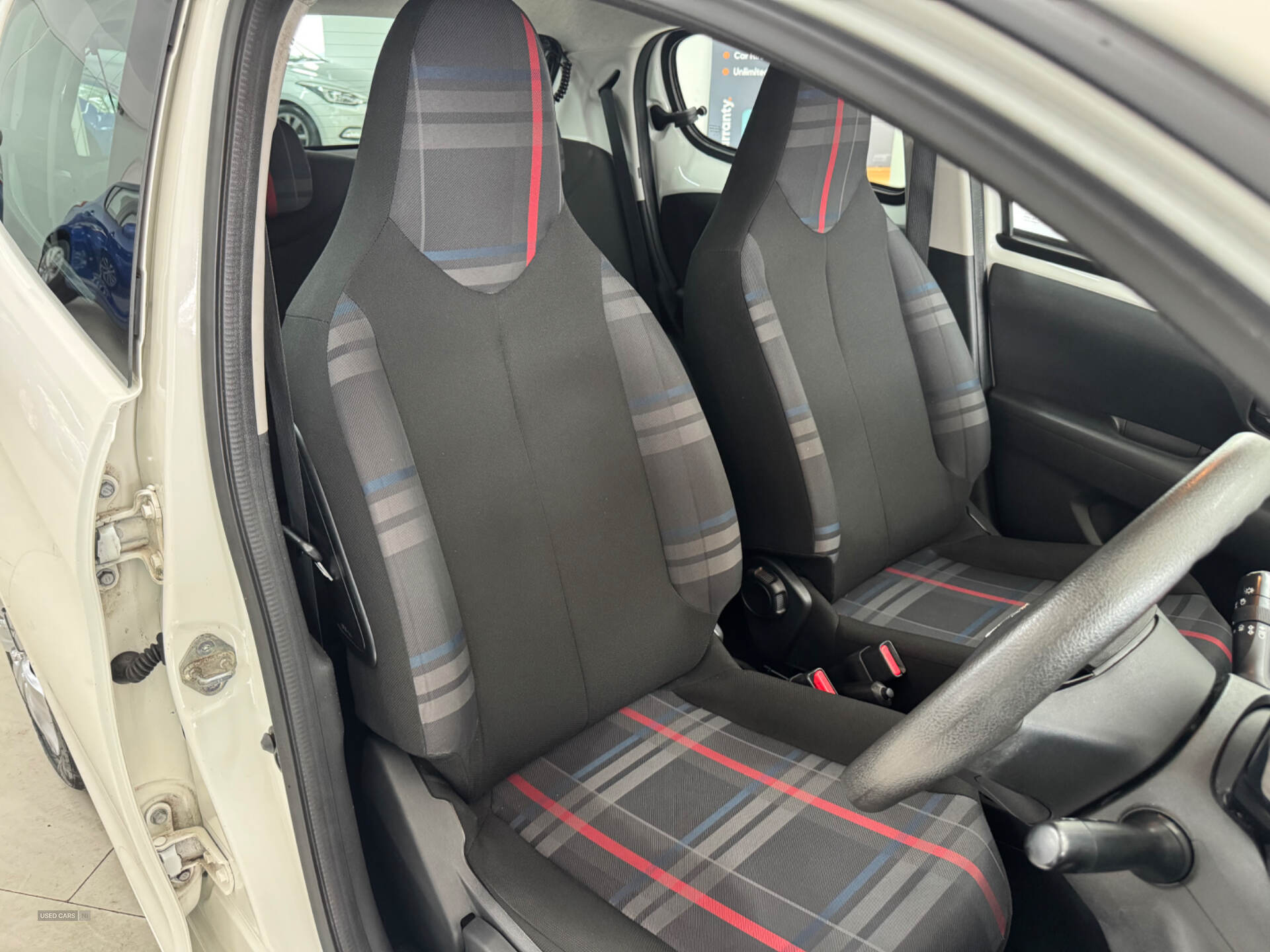Peugeot 108 HATCHBACK in Down