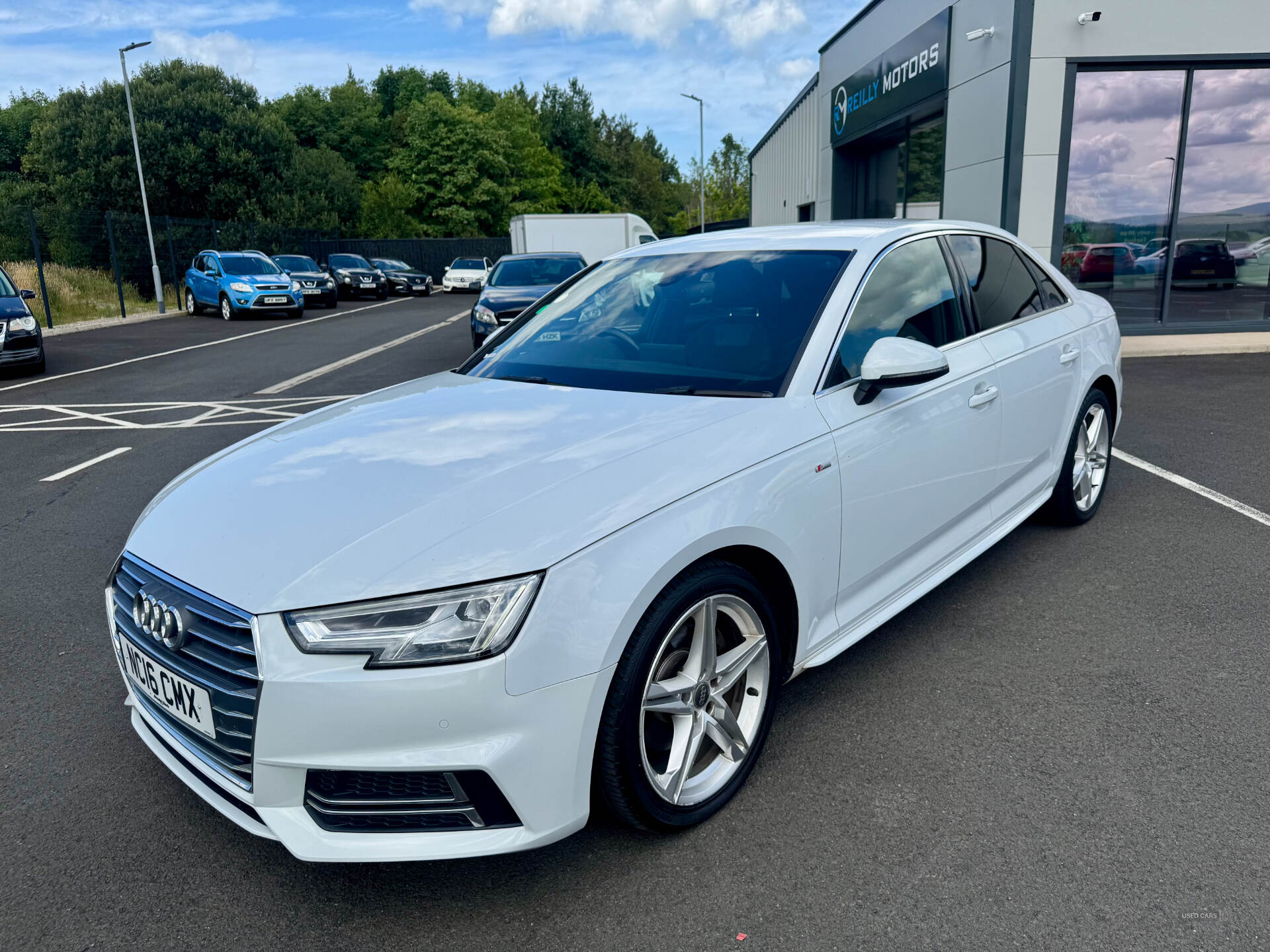 Audi A4 DIESEL SALOON in Derry / Londonderry