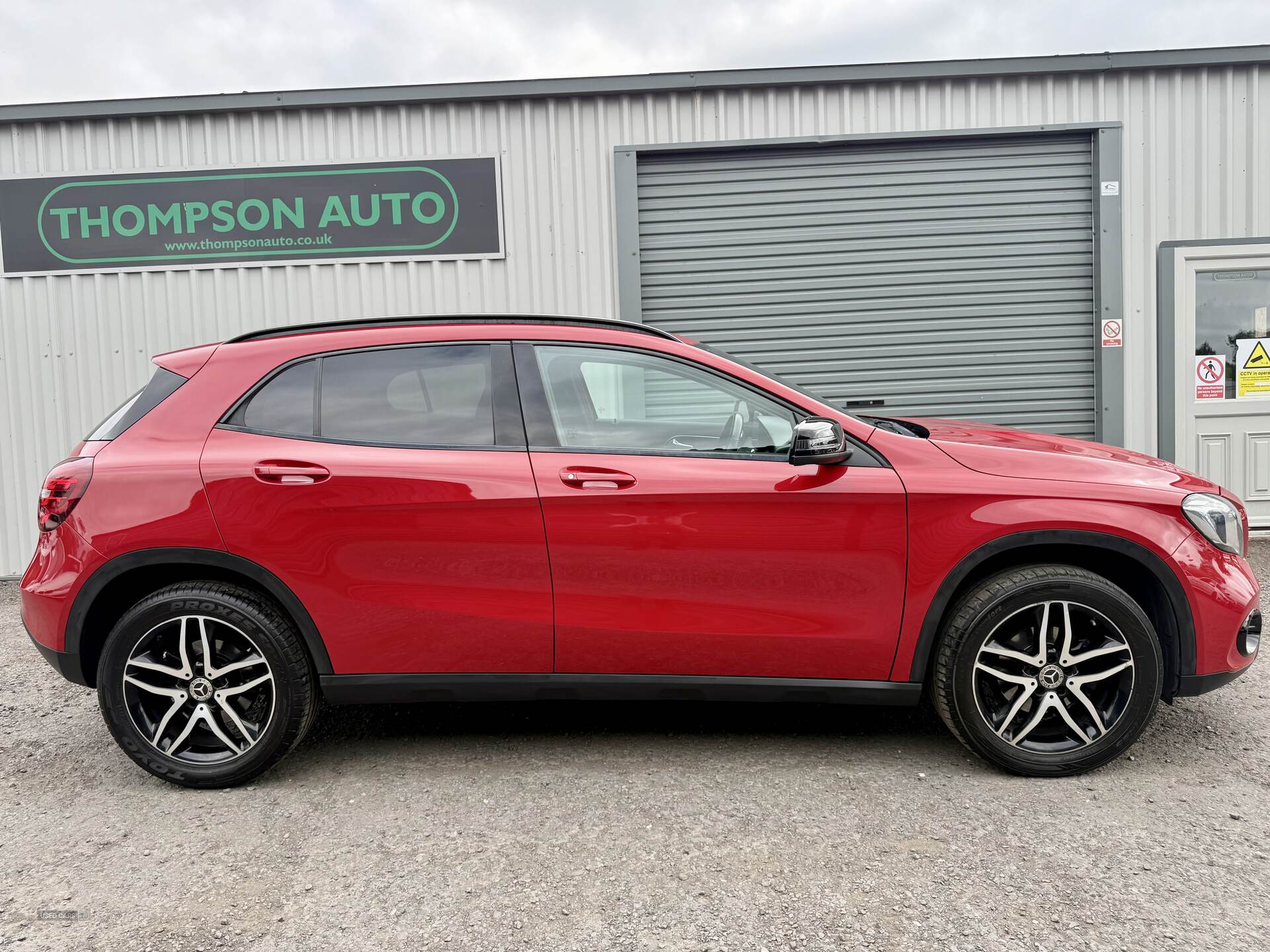 Mercedes GLA-Class HATCHBACK in Down