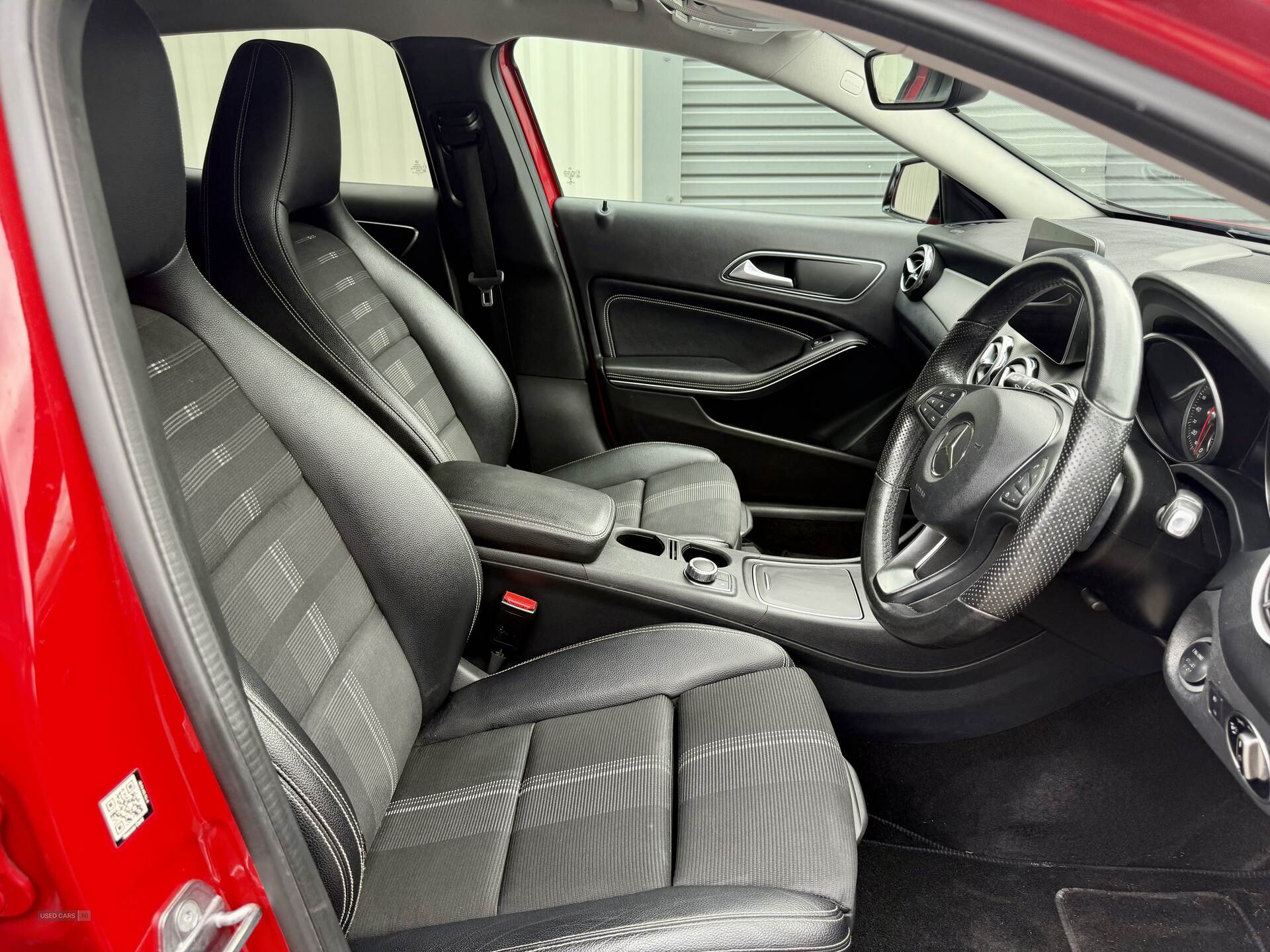 Mercedes GLA-Class HATCHBACK in Down