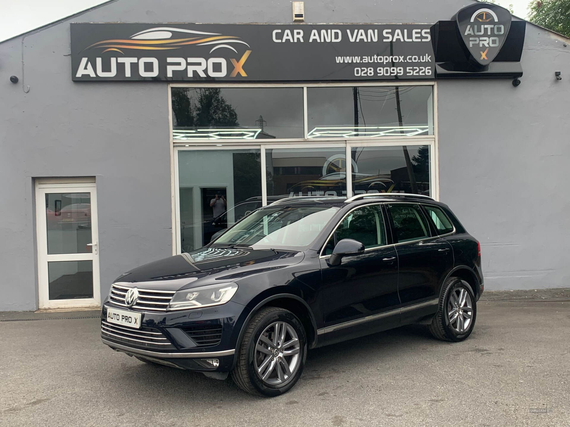 Volkswagen Touareg DIESEL ESTATE in Antrim