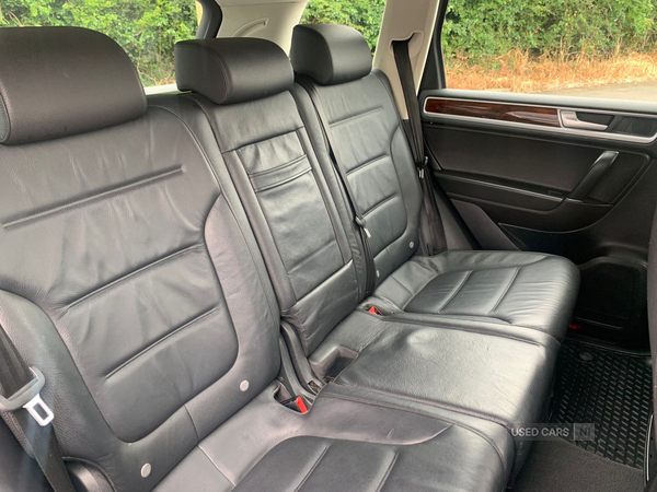 Volkswagen Touareg DIESEL ESTATE in Antrim