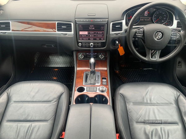 Volkswagen Touareg DIESEL ESTATE in Antrim