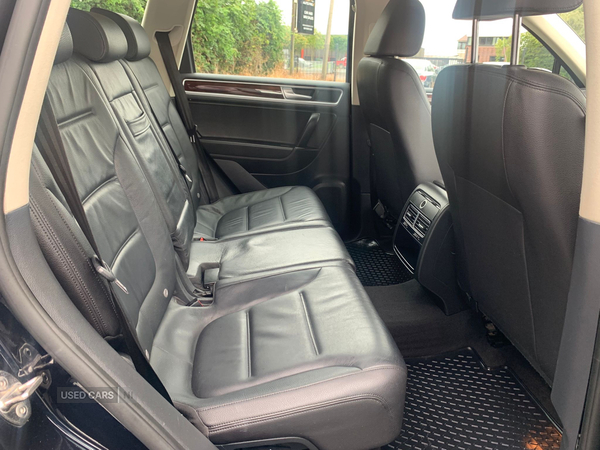Volkswagen Touareg DIESEL ESTATE in Antrim
