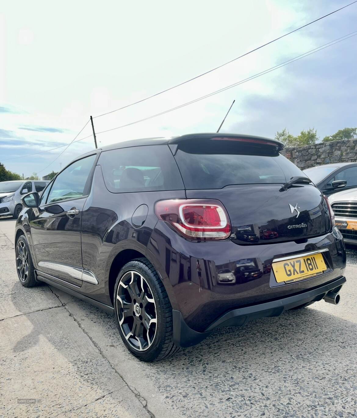 Citroen DS3 HATCHBACK in Down