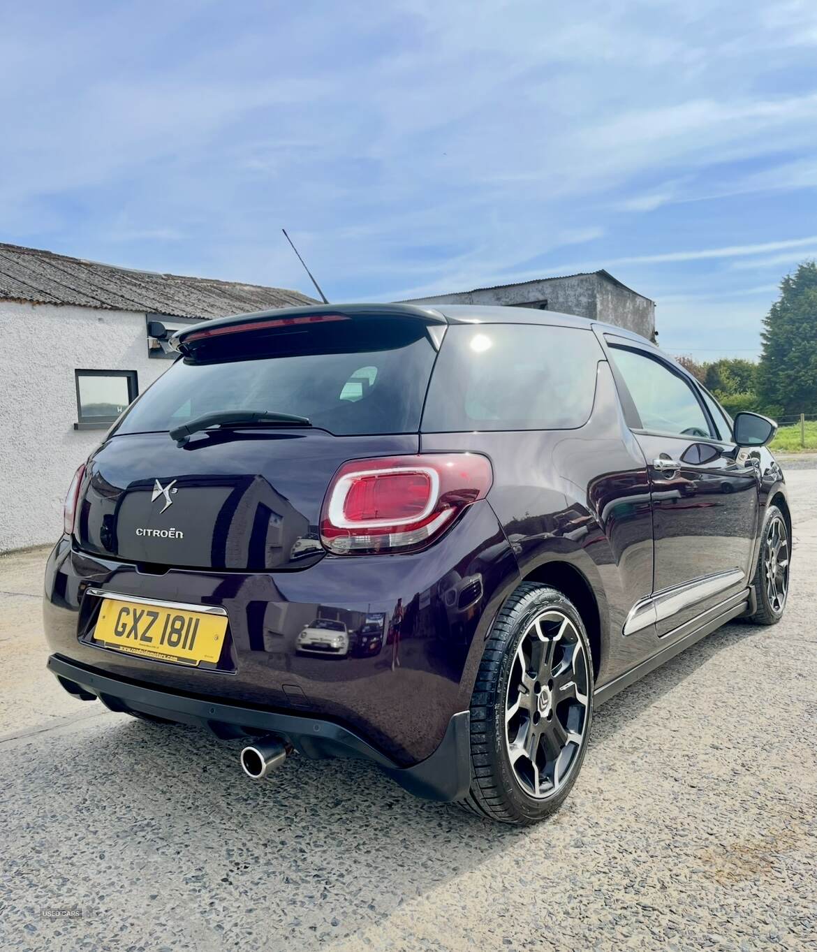 Citroen DS3 HATCHBACK in Down