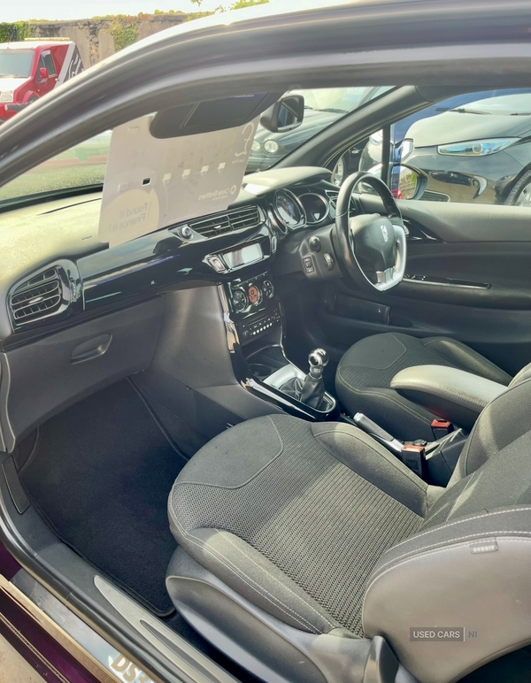 Citroen DS3 HATCHBACK in Down