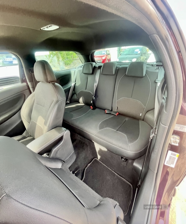 Citroen DS3 HATCHBACK in Down